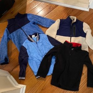 Lot boys 4 jackets/pullovers size 5T